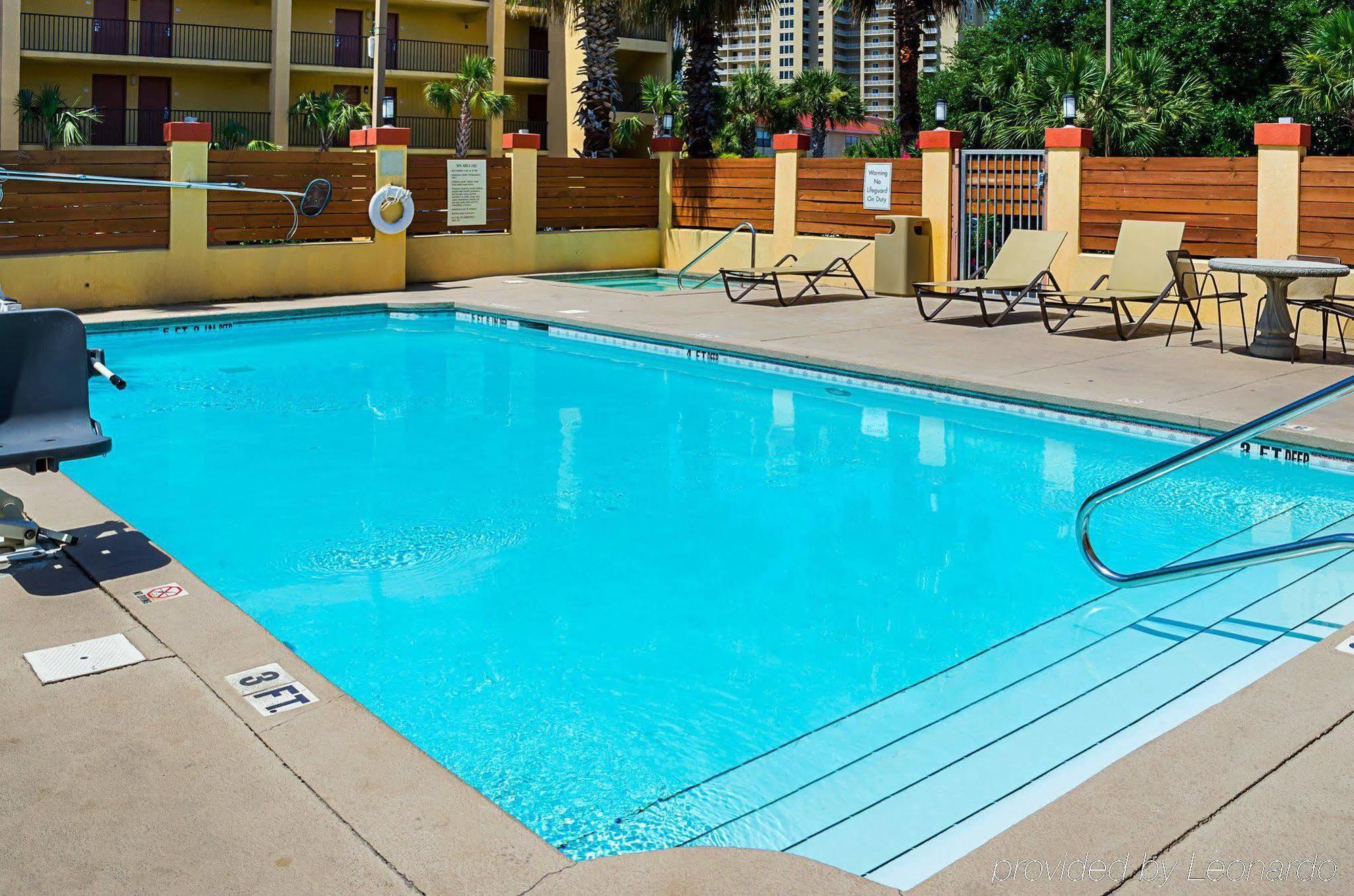 Quality Inn & Suites Miramar Beach Exterior photo